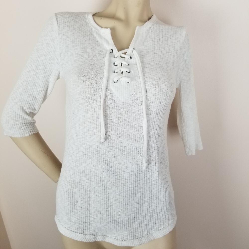 BKE white lace front burnout thermal 3/4 sleeves